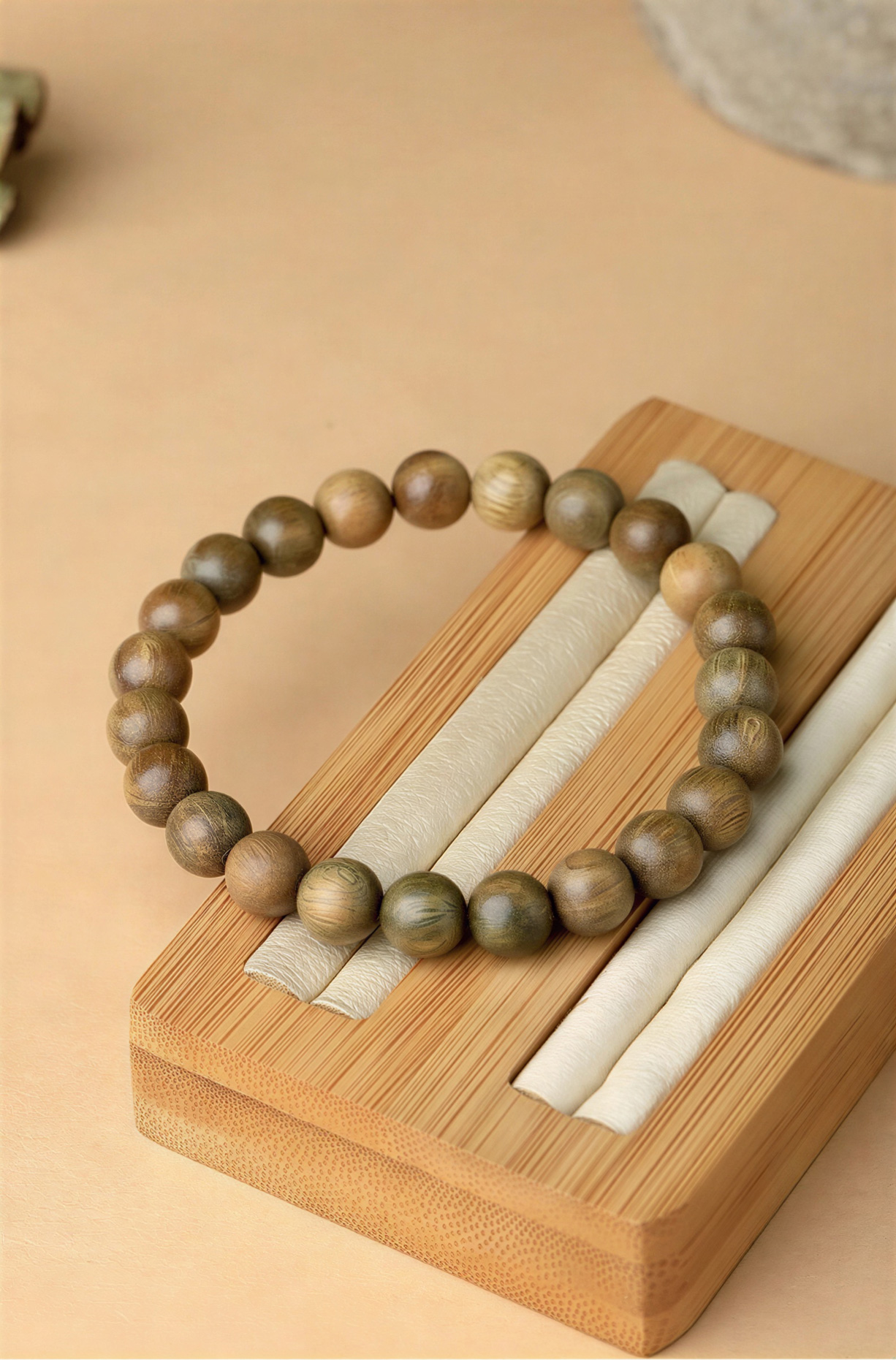 Green Sandalwood Bracelet/Wooden Bracelet Meditation Beads