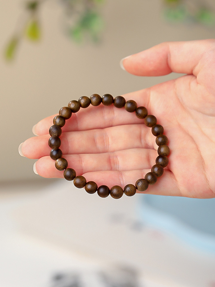 Natural Qi Nan Agarwood Bracelet/Wooden Bracelet