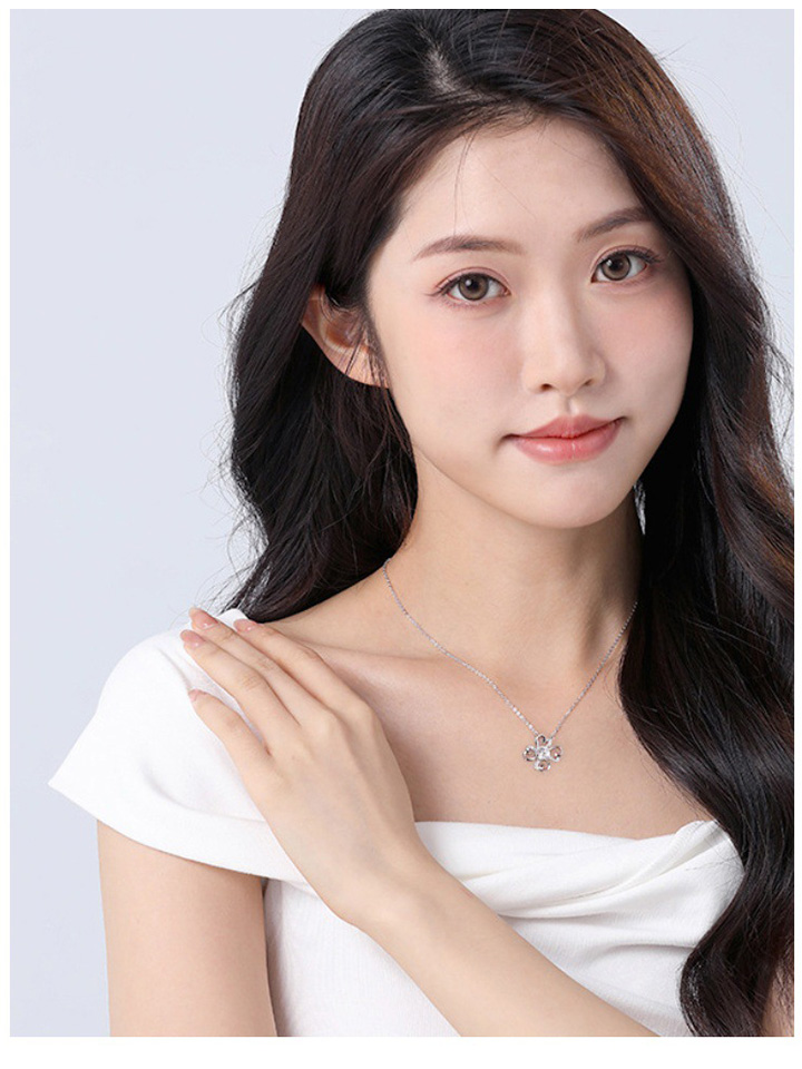 Sterling Silver 50-Point Moissanite Necklace