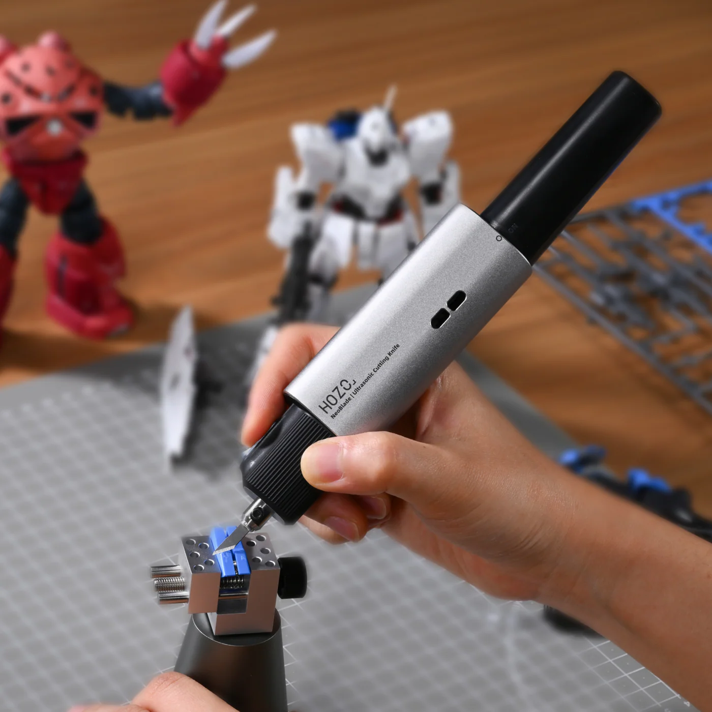 NeoBlade-Wireless Ultrasonic Cutter