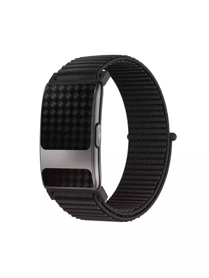 TK35pro smart bracelet with multi-functional monitoring capabilities